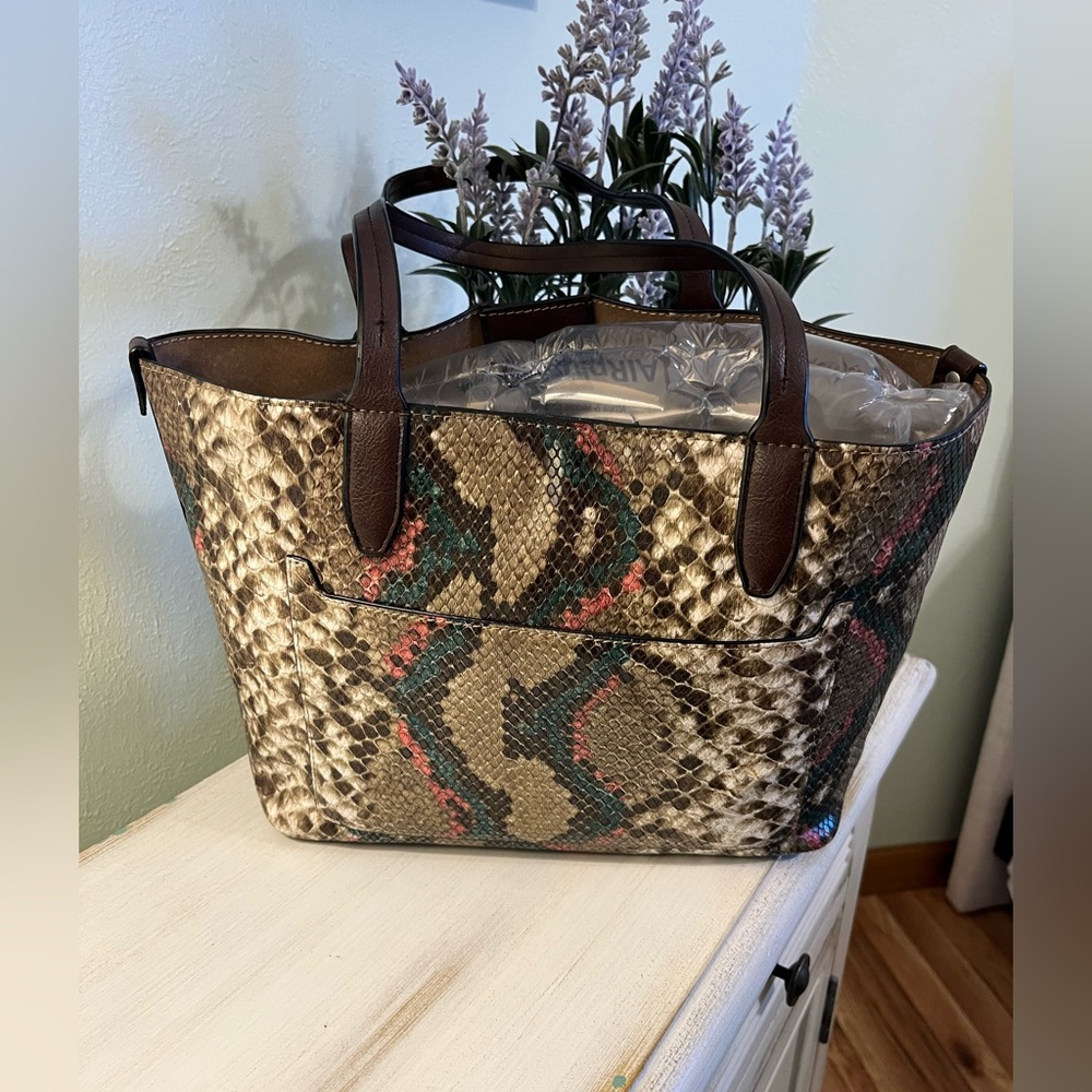 Snakeskin Pattern Tote Bag - Picture 2 of 9